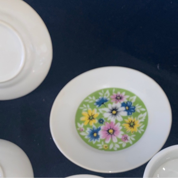 JAPAN Toy Tiny Play Tea Set Doll House China Dishes 8 pc Cups Plates VTG TEAPOT - Picture 15 of 15